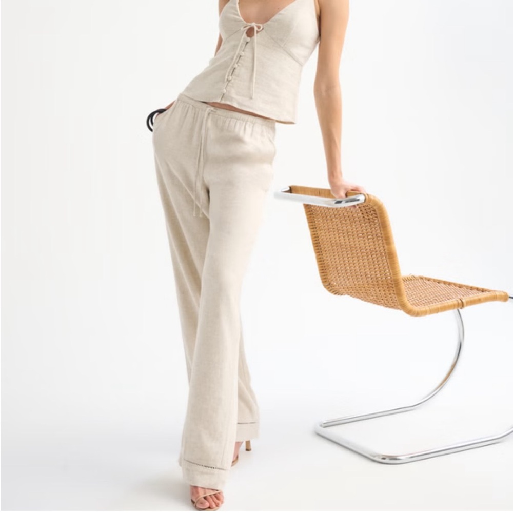 Abercrombie & Fitch Oatmeal Wide-Leg Linen-Blend Pants